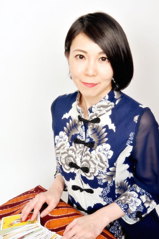 メール占い 不倫 三角関係